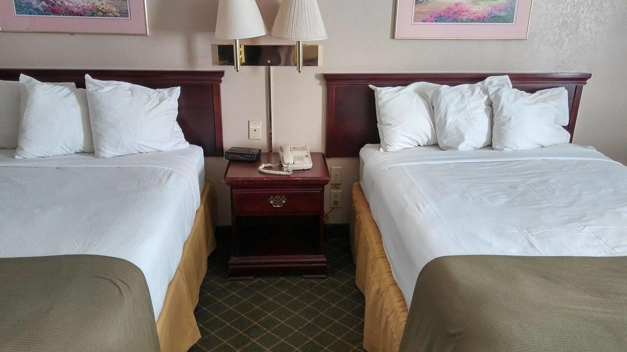 Briarwood Inn - Sparta Luaran gambar